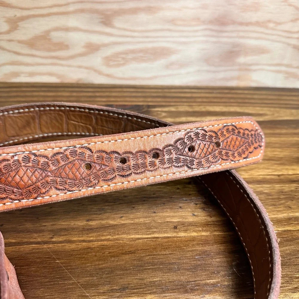 Vintage Hand Tooled Leather Western Belt Tan Basketweave Floral 41.5 Inch Strap